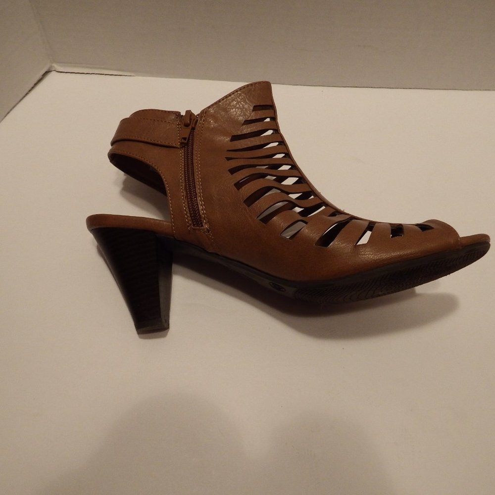 Madeline Wellington Shoes Size 9.5M - Picture 3 of 9